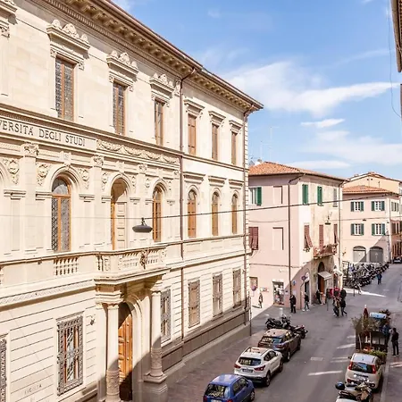 La Sapienza Di * Pisa